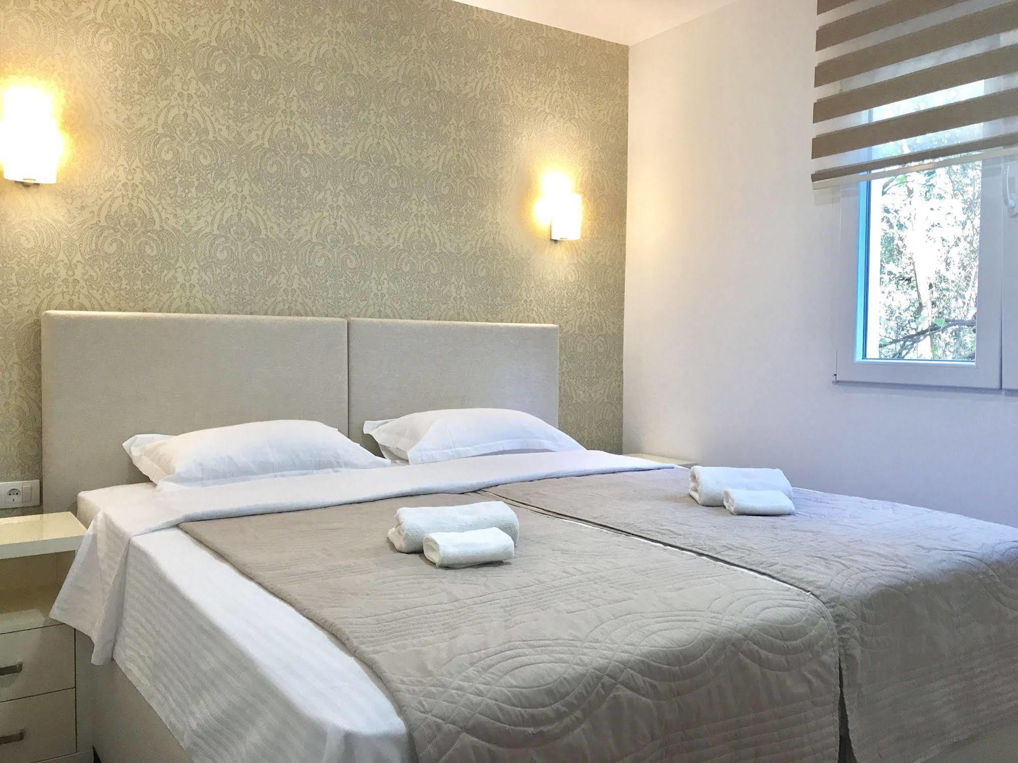 Apartments Kentera Lux สเวติ สเตฟาน ภายนอก รูปภาพ